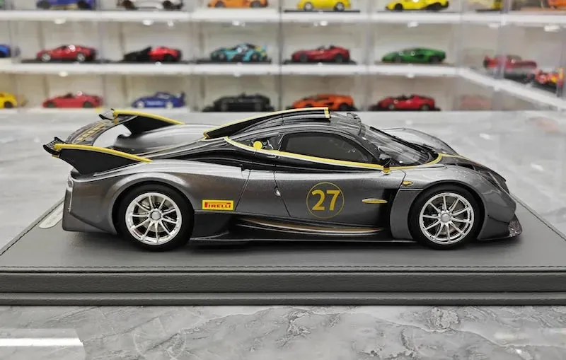 1:18 Pagani 2021 Huayra R