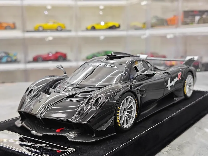 1:18 Pagani 2021 Huayra R