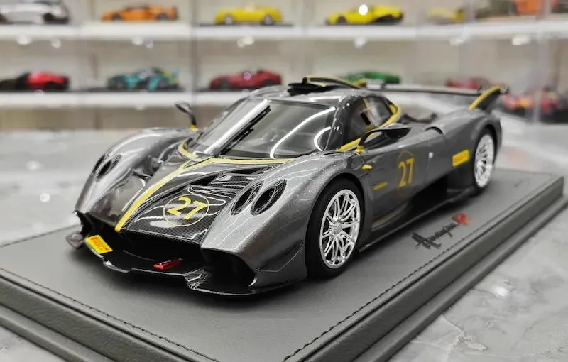 1:18 Pagani 2021 Huayra R