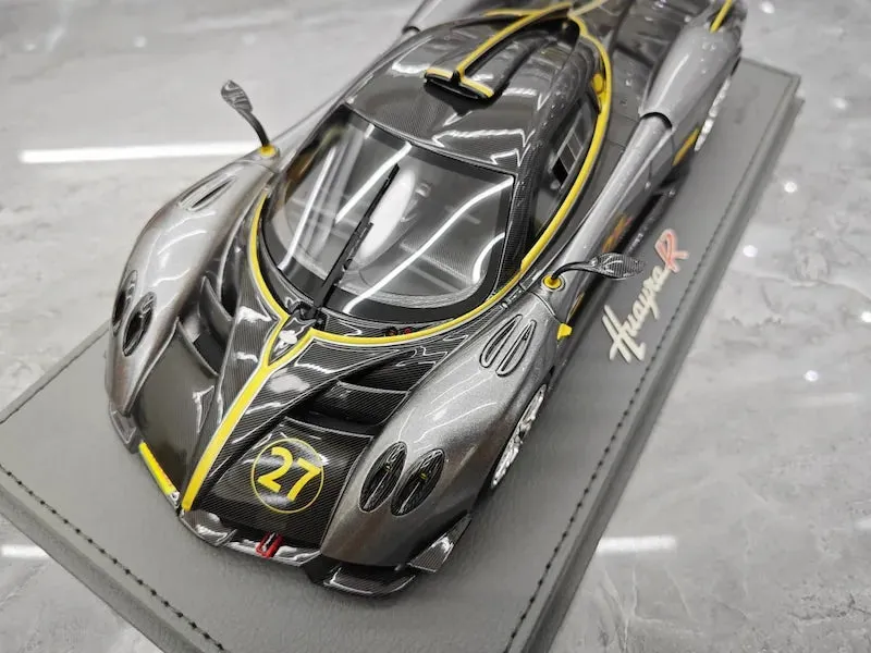 1:18 Pagani 2021 Huayra R