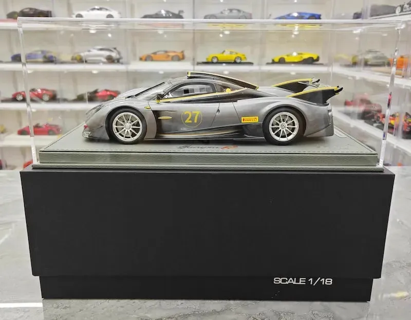 1:18 Pagani 2021 Huayra R