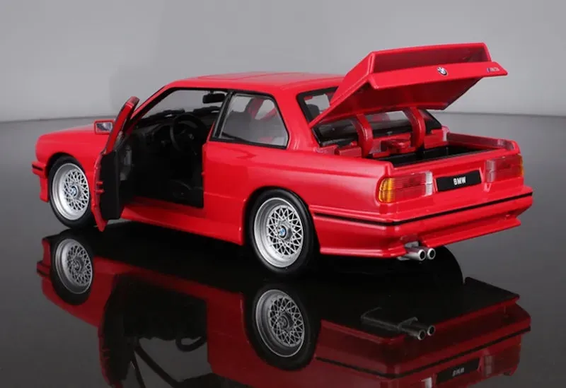 1:24 BMW 1988 M3 E30