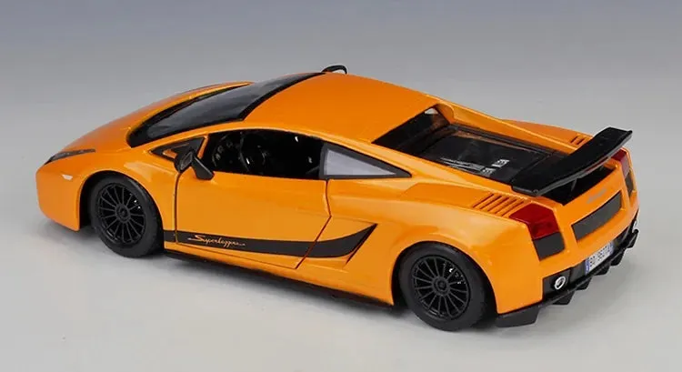 1:24 Lamborghini 2007 Gallardo Superleggera