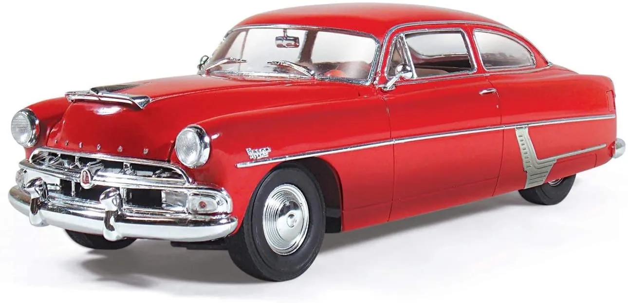 1954 Hudson Hornet Club Special 1:25 Scale Model Kit