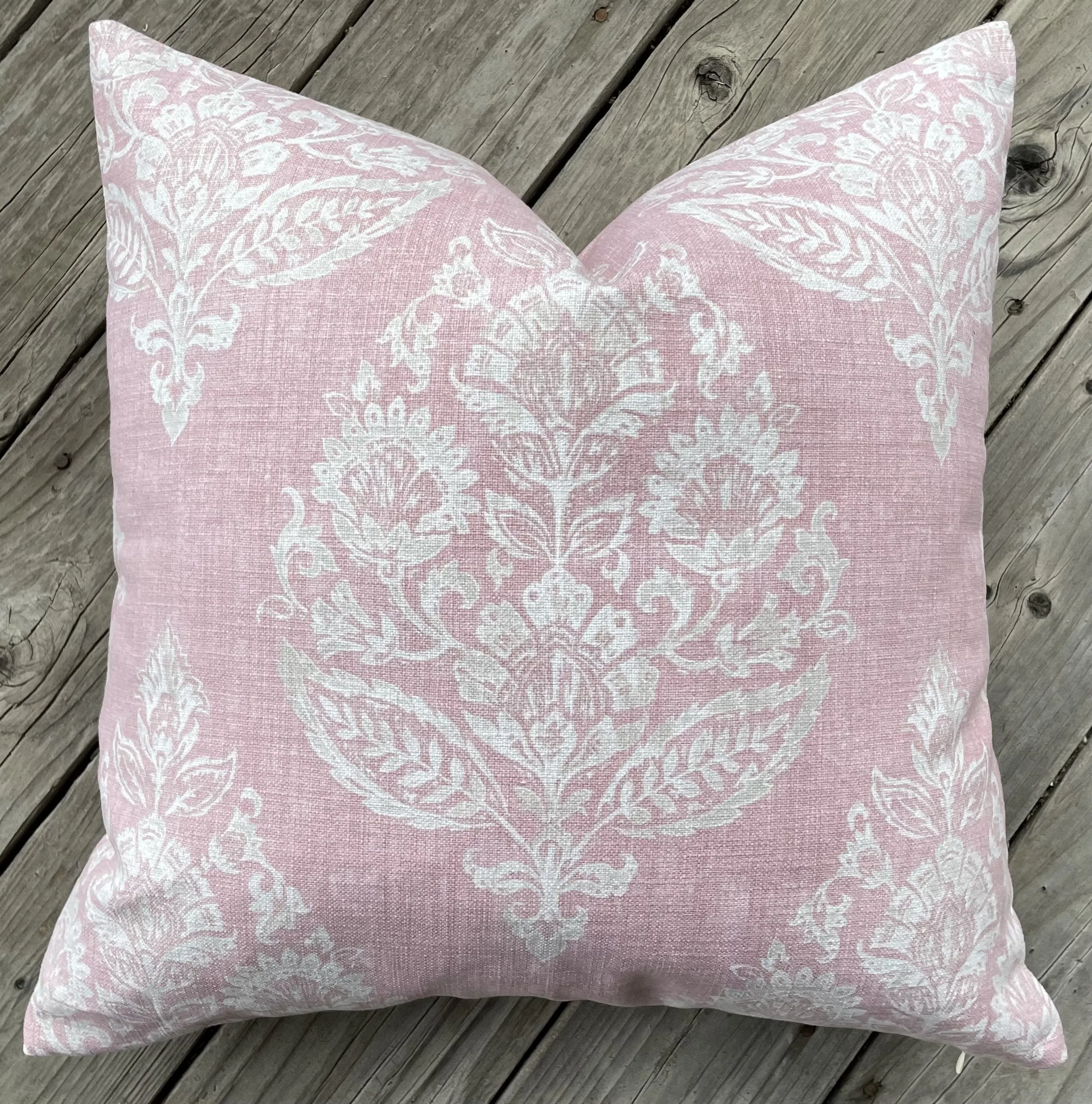 Block Print Damask Pillow Cover / Pink Cream Floral Cushion / Damask Pillow Cover / French Country Pillow Cover