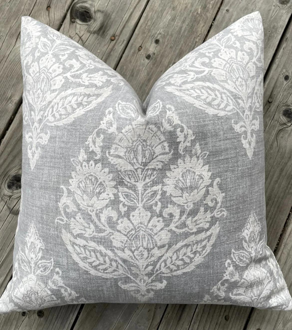 Block Print Damask Pillow Cover / Pink Cream Floral Cushion / Damask Pillow Cover / French Country Pillow Cover