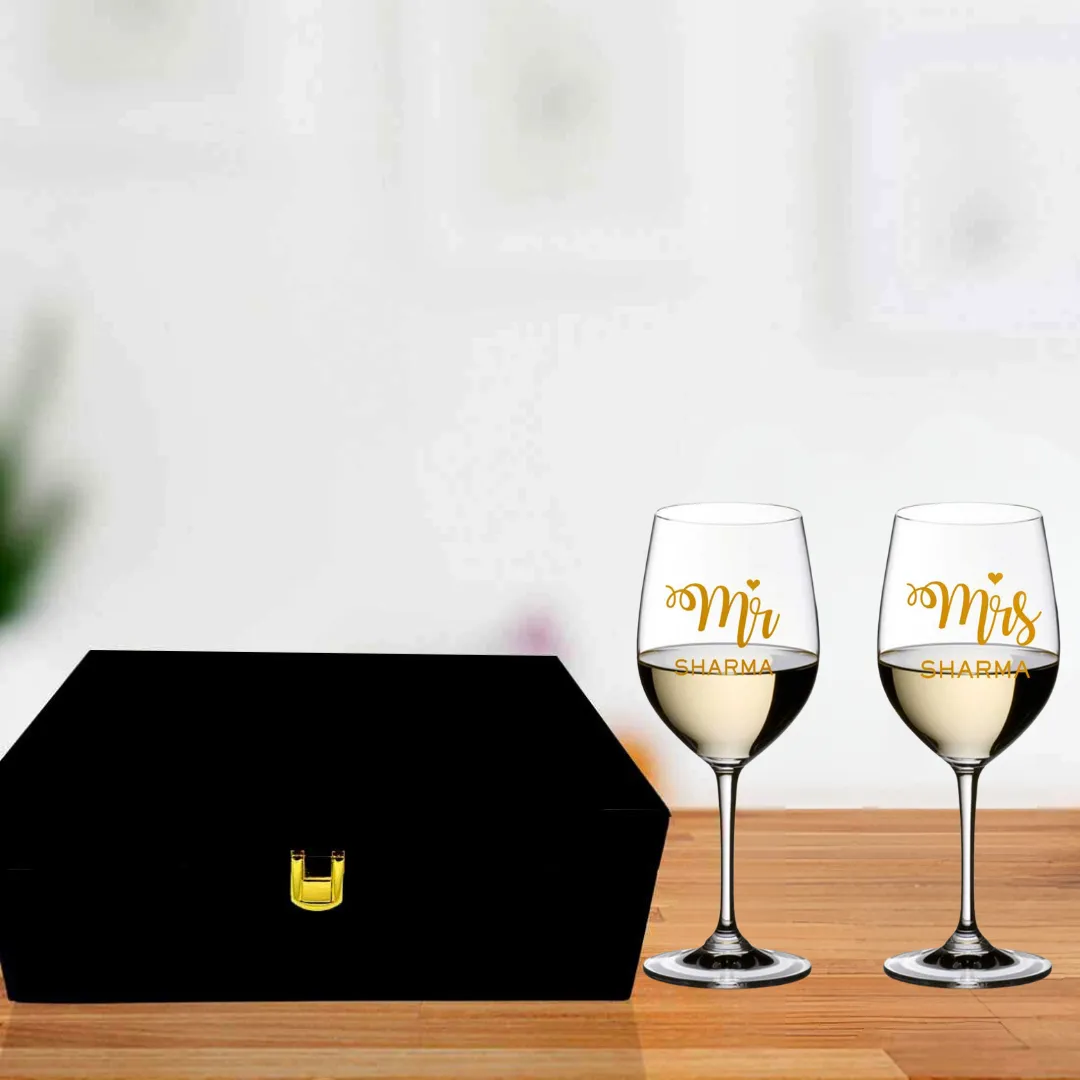 Custom Wine Glasses Set Of 2 Gifts for Couples - Mr & Mrs