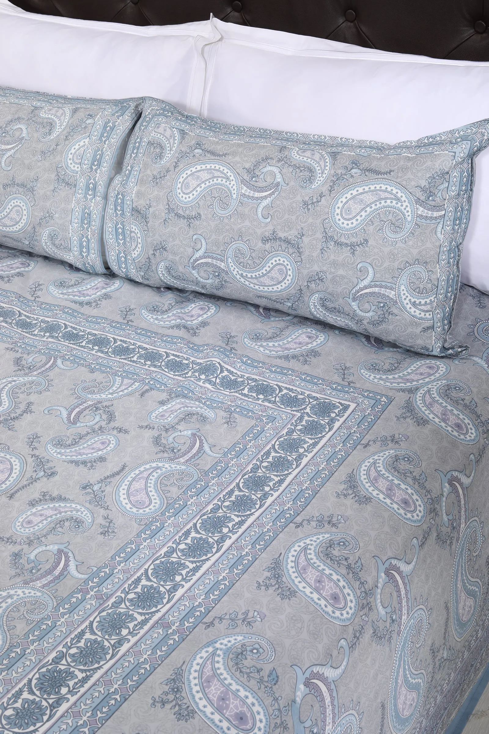 Paisley Dream Cotton Bedsheet