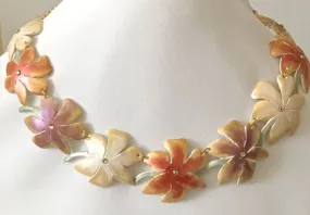 premo! Spring Flowers Necklace