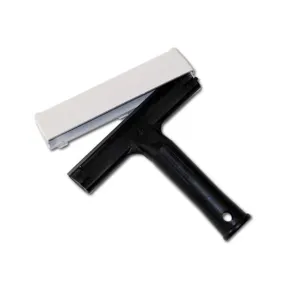 ST0562AH   Triumph Scraper - Angle - 6in - w/Handle & Blade Cover