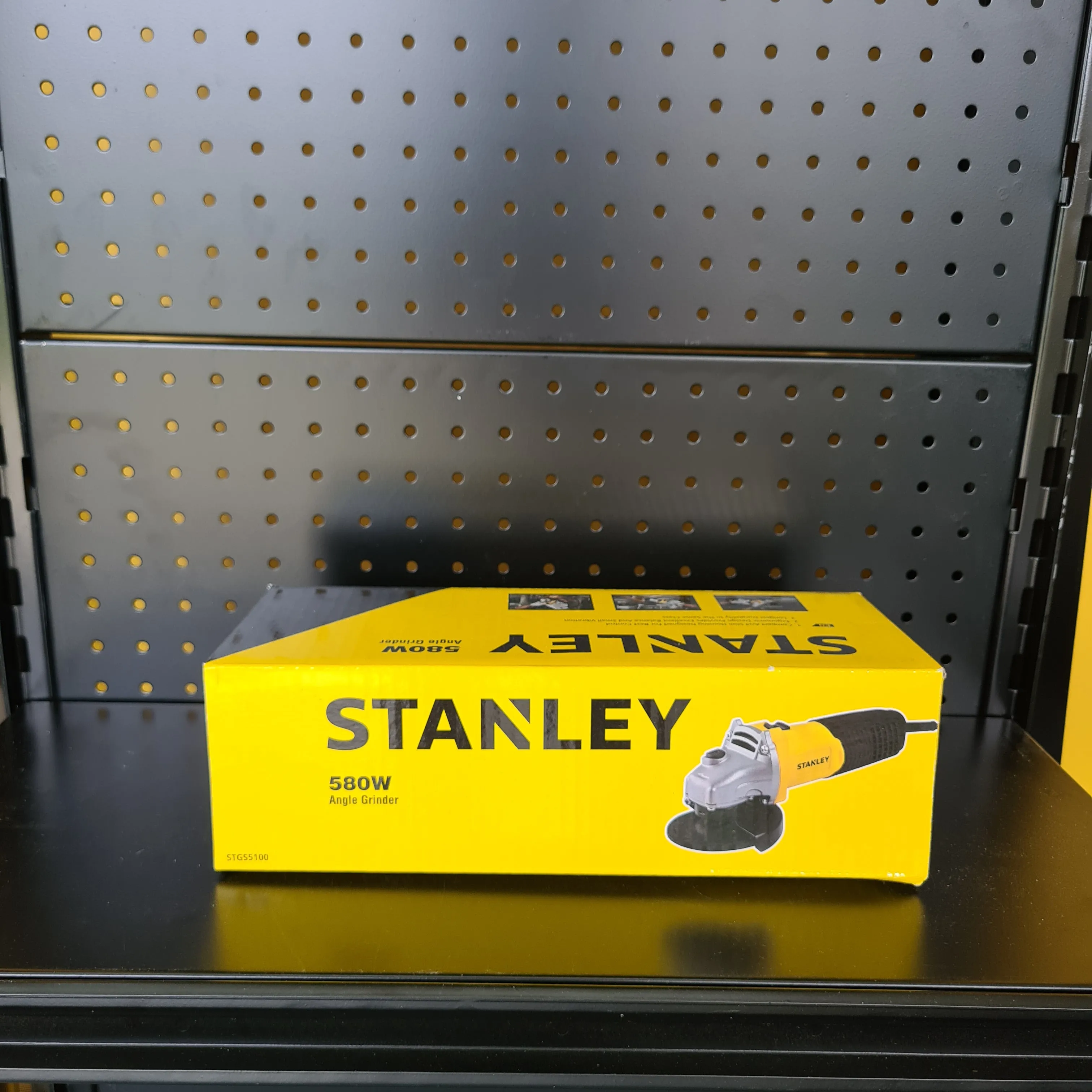 Stanley 4" 580W Angle Grinder (Disc Grinding Machine) | Model : STGS5100-XD