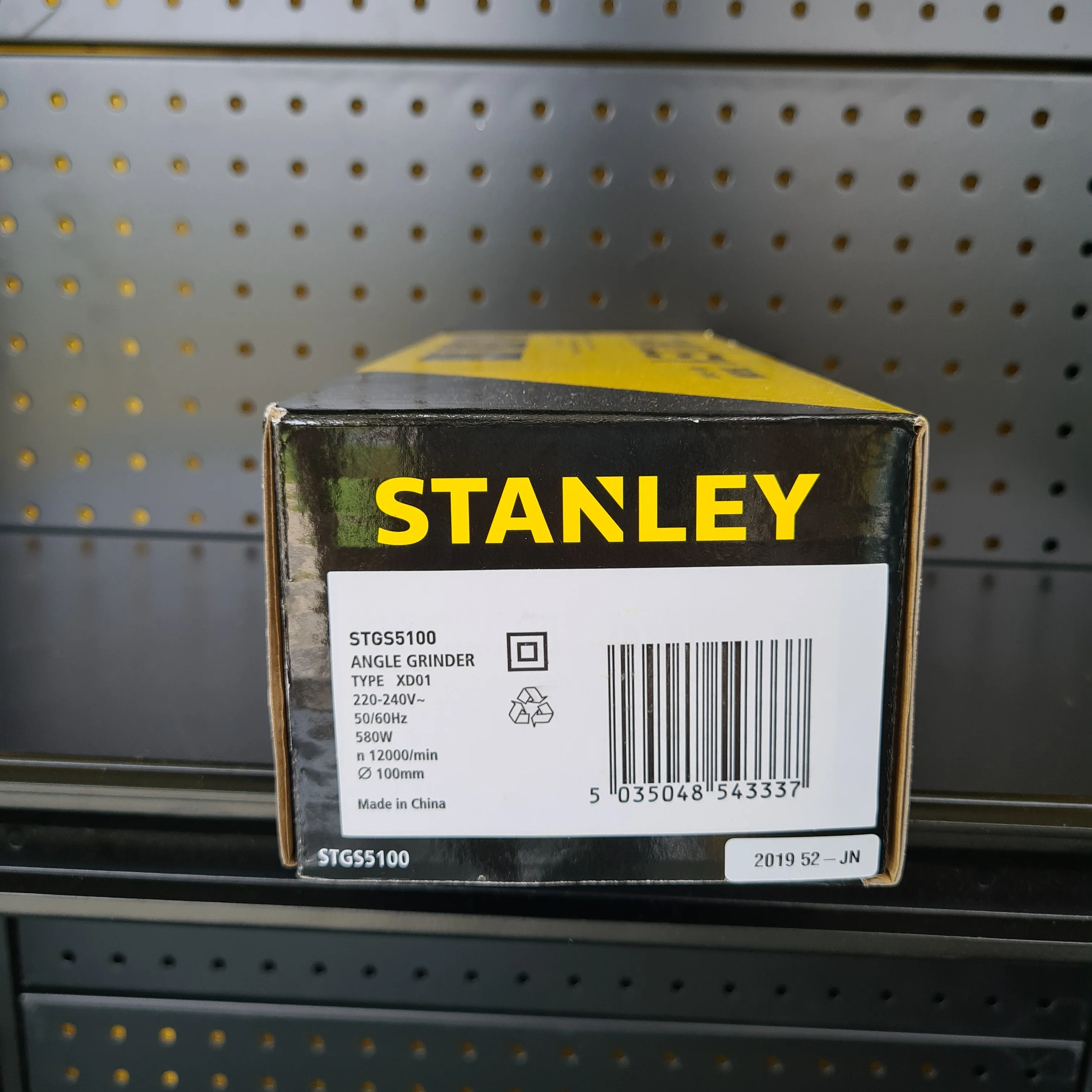 Stanley 4" 580W Angle Grinder (Disc Grinding Machine) | Model : STGS5100-XD