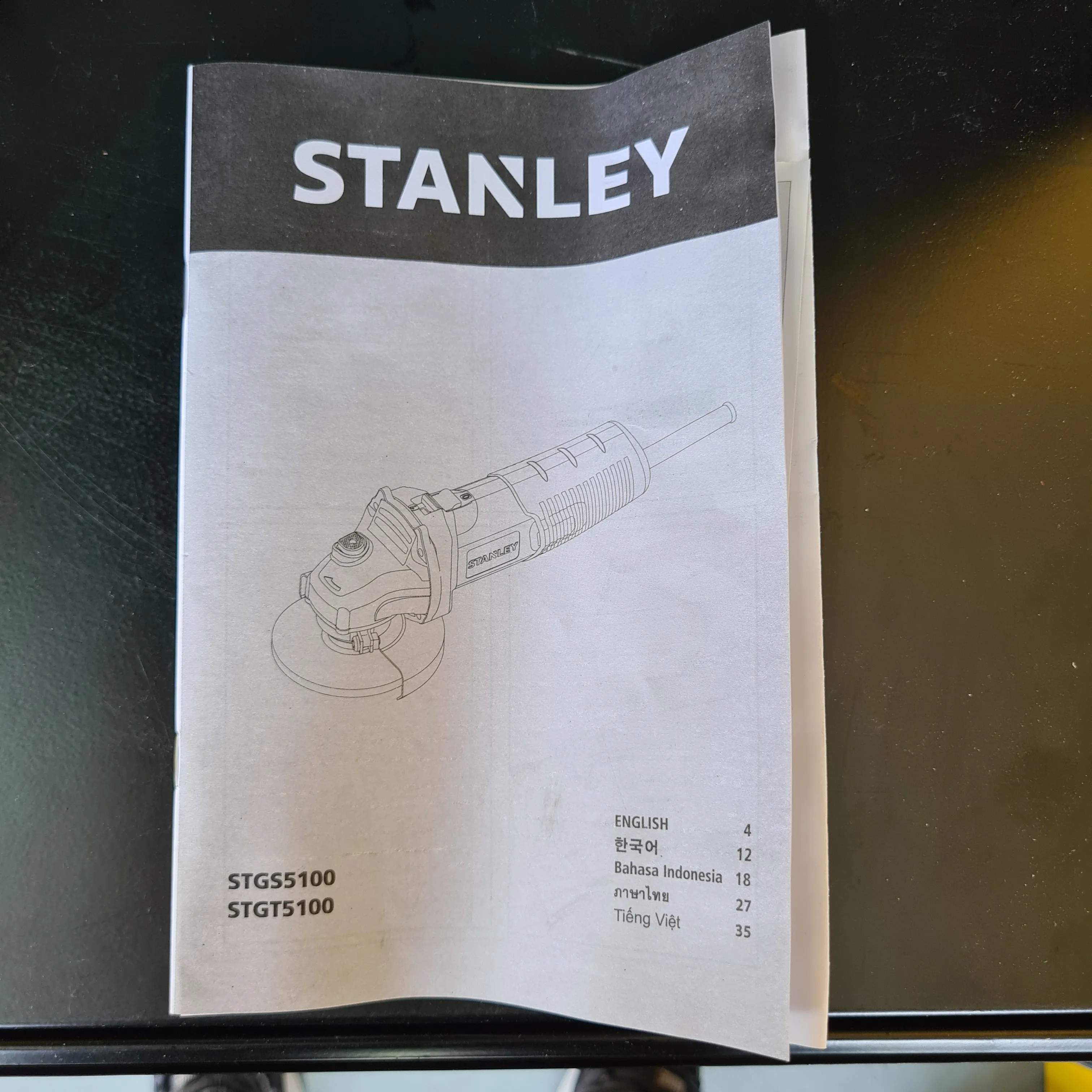 Stanley 4" 580W Angle Grinder (Disc Grinding Machine) | Model : STGS5100-XD